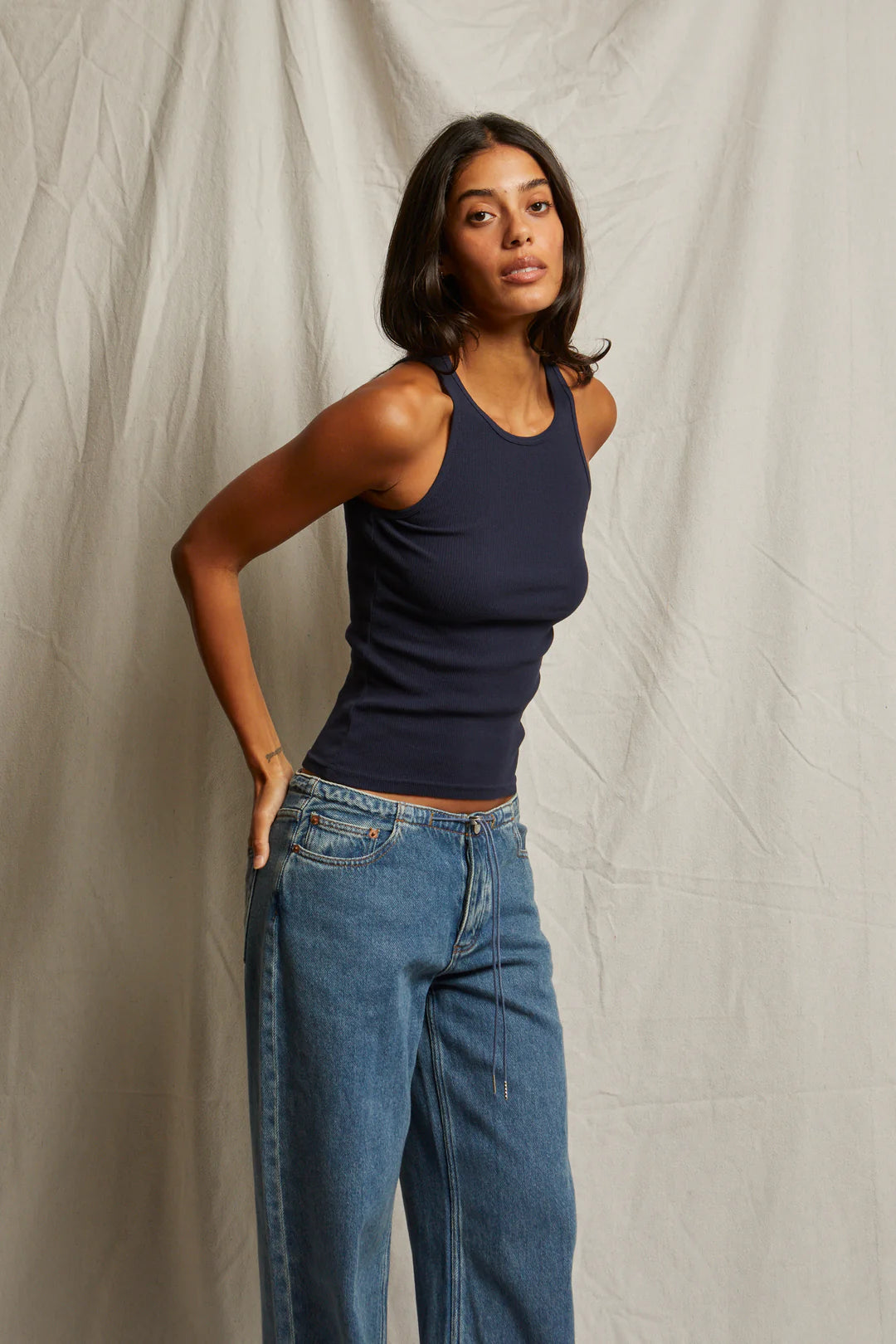 Perfect White Tee - Kravitz Tank - White & Navy