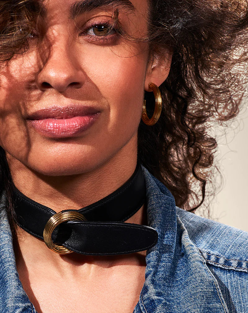 Christina Caruso - Ribbed Hoop Earring