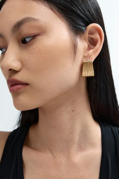 Ribbed Earrings - Gold