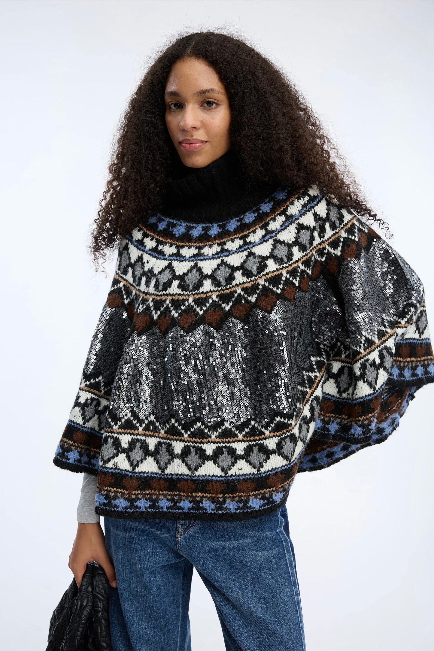 Verst Knit Cape