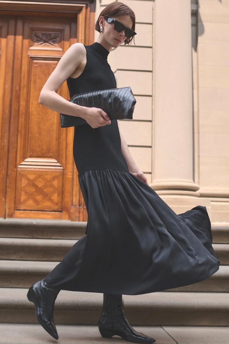 The Soirée Dress in Black