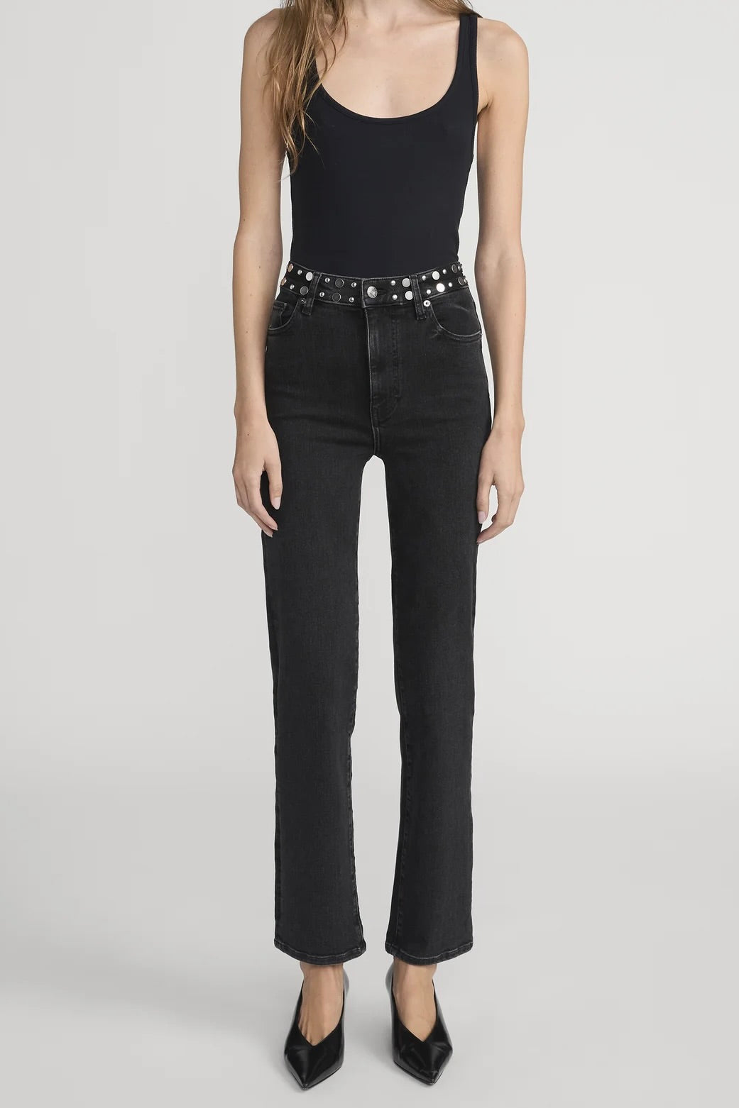 Le Sleek Straight Studded