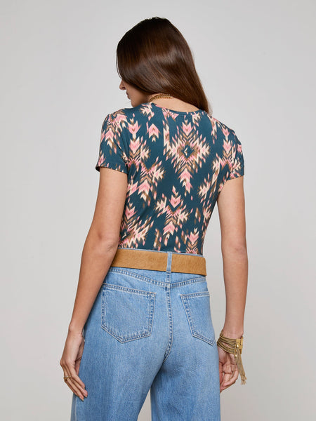 L'AGENCE - Ressi Fitted Tee - Charcoal Multi Ganado Print