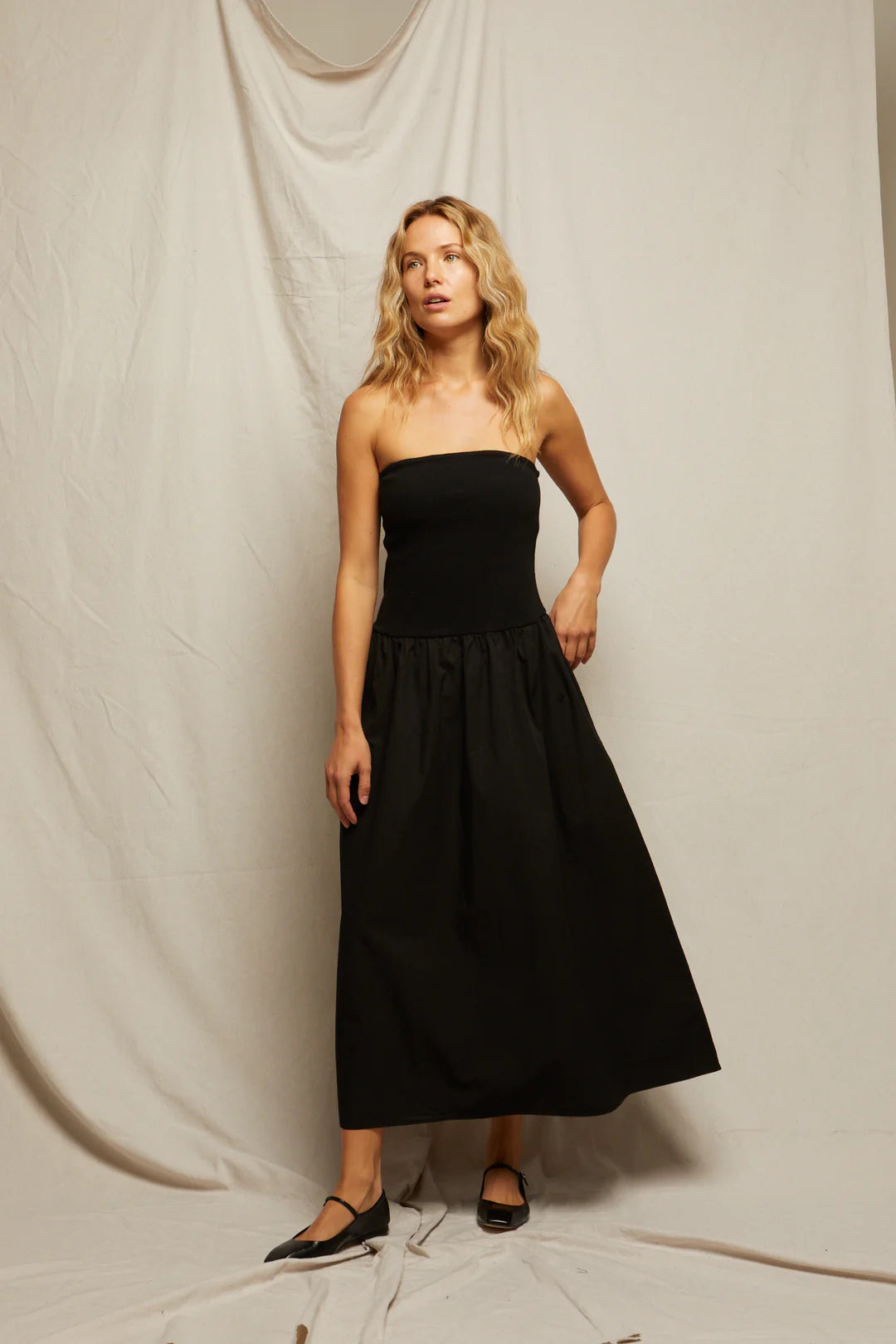 Perfect White Tee - Kai Poplin Dress - True Black