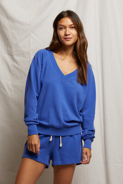 Perfect White Tee - Sinead Sweatshirt - Violet Blue