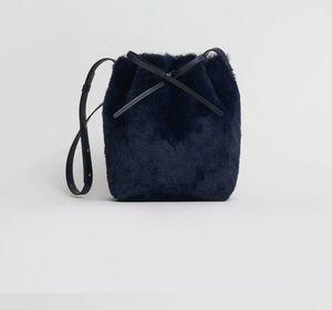 APPARIS - Mini Bucket Bag - Blackberry