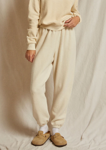 Perfect White Tee - Fleetwood Jogger - Sugar