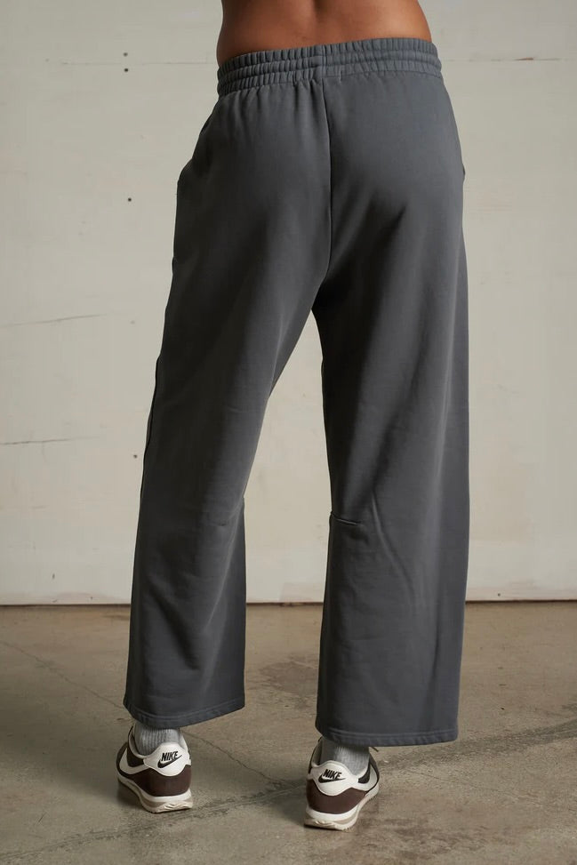 Fallon Fleece Barrel Pants - Charcoal