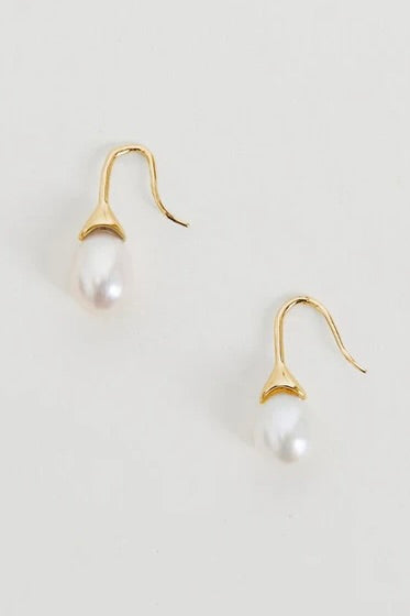 Odette Pearl Earrings