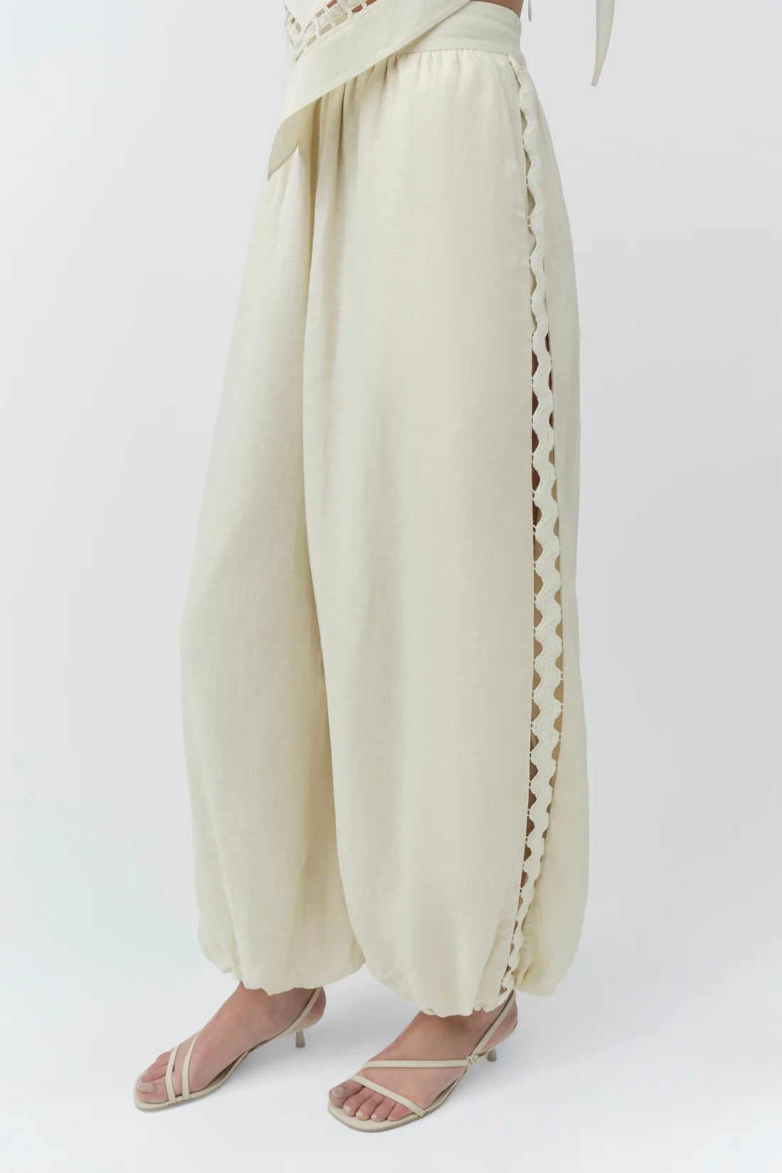 Selah Linen Lace Balloon Pant