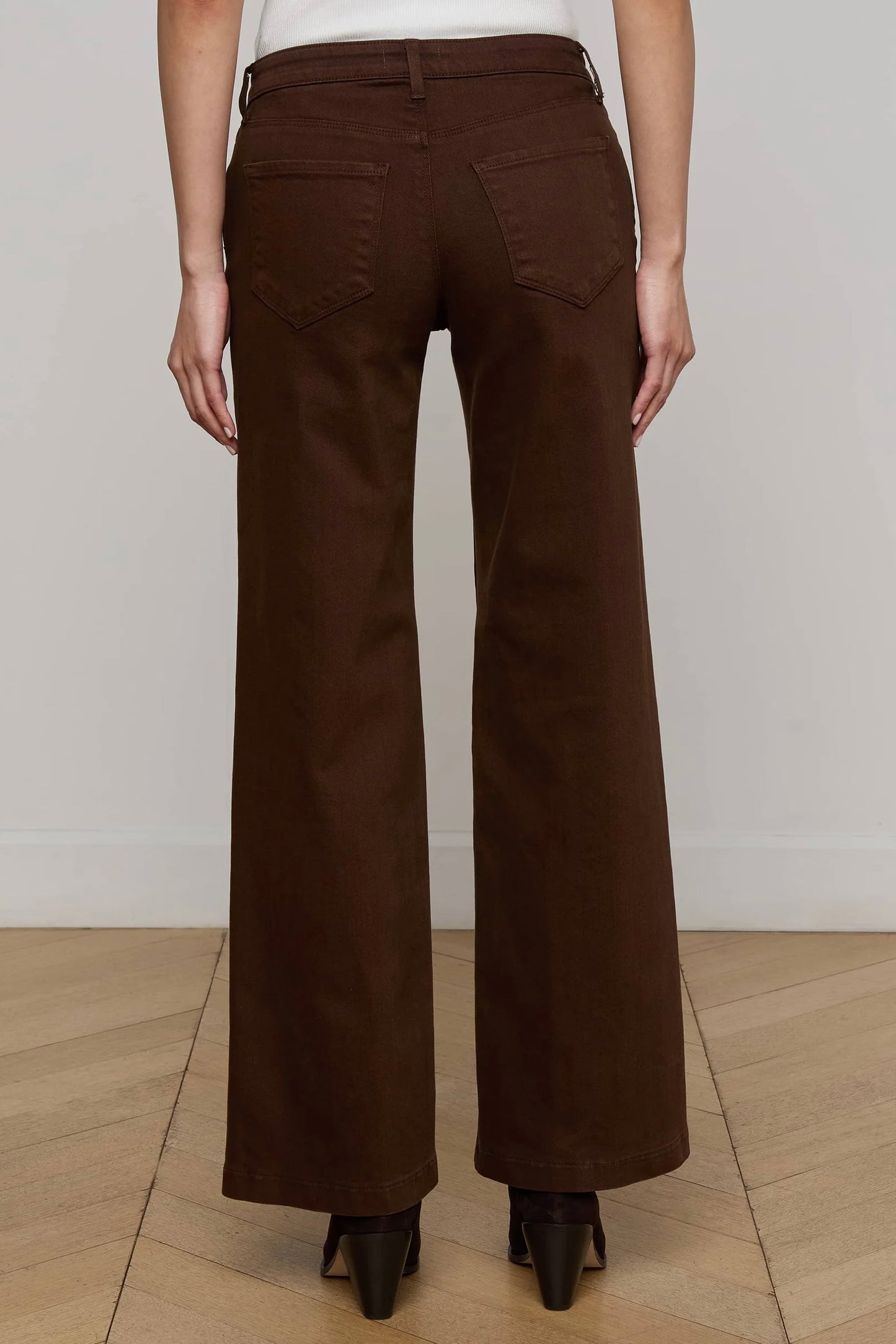 Joanne Low-Rise Wide-Leg Jean