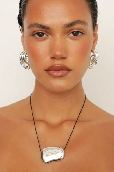 Julia Necklace - Silver/Black