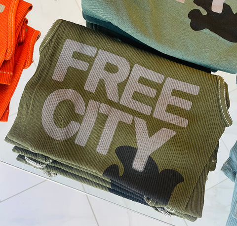 Free City - Super Vintage Tank - Tents Green